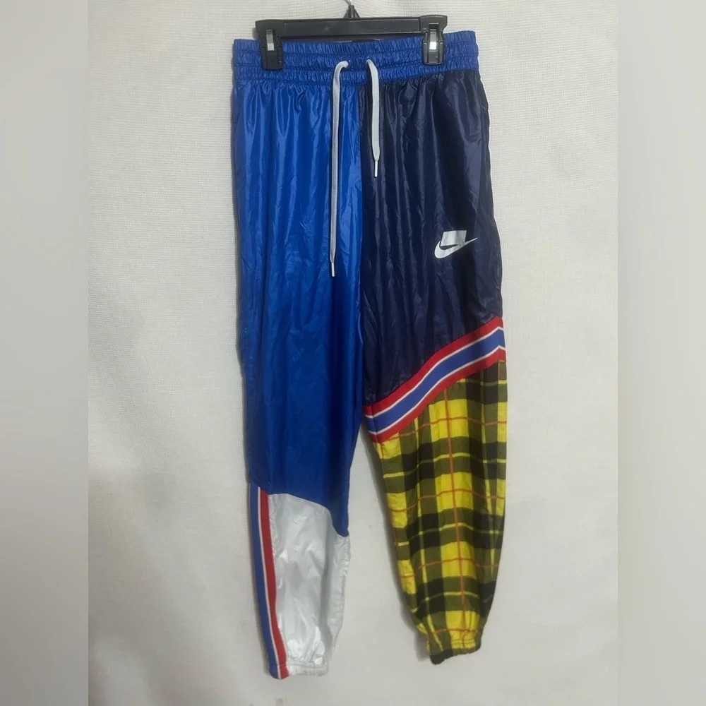 Nike sz xs